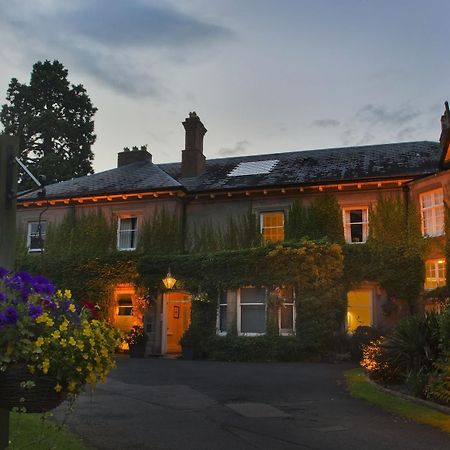 St Andrews Town Hotel 드로이트위치 외부 사진