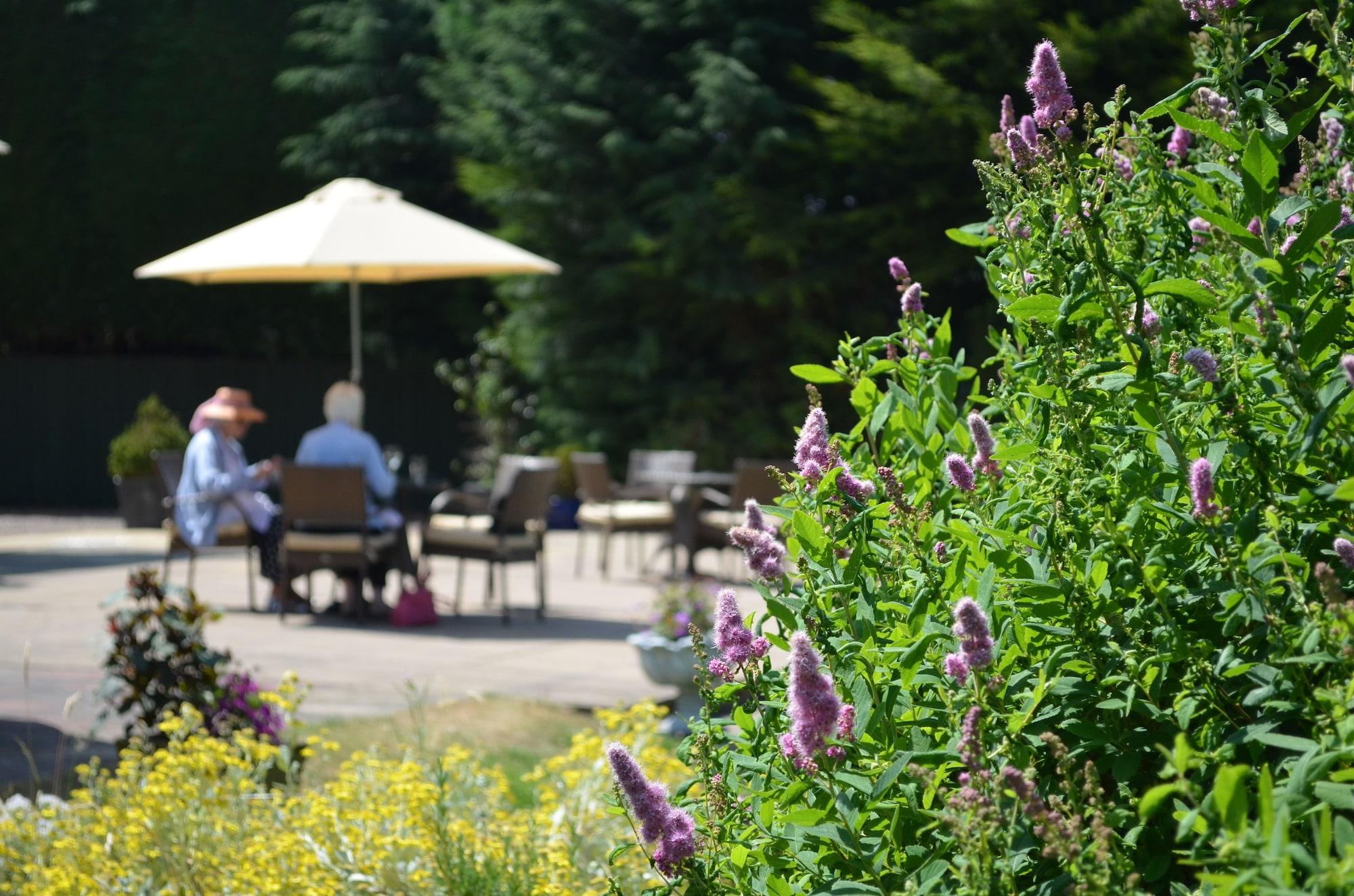 St Andrews Town Hotel 드로이트위치 외부 사진