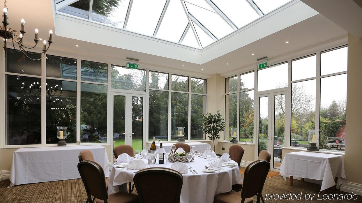 St Andrews Town Hotel 드로이트위치 외부 사진